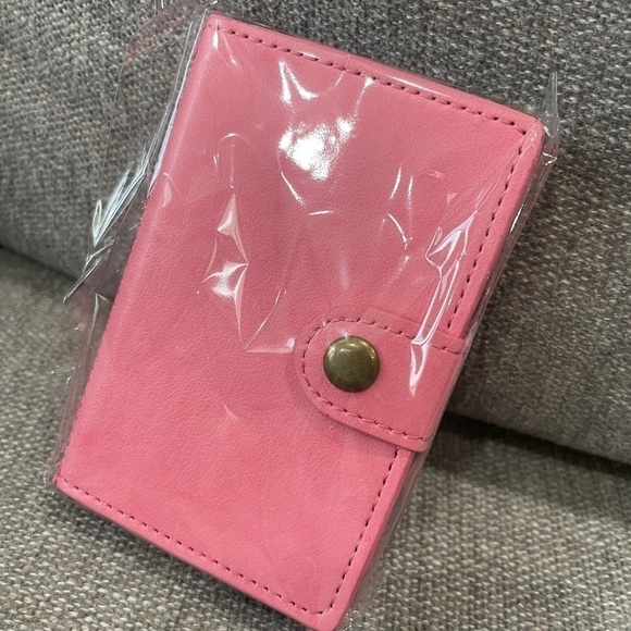 MAGNETIC cellphone wallet - Picture 1 of 4